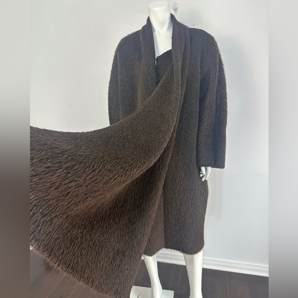 Vintage Gianfranco Ferre Alpaca Wool Blend Coat - Picture 3 of 16